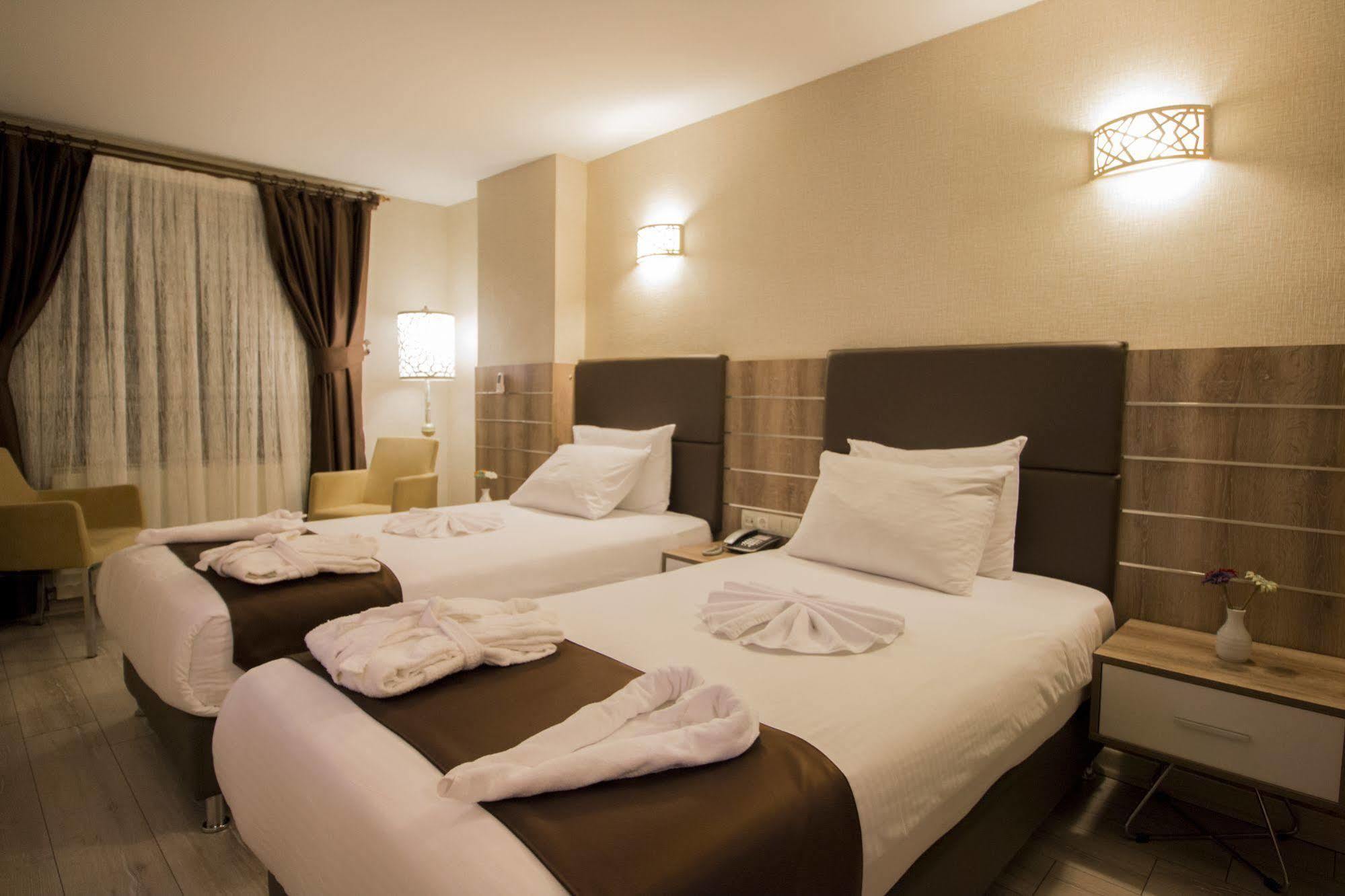 Hotel Business Han Невшехир Екстериор снимка